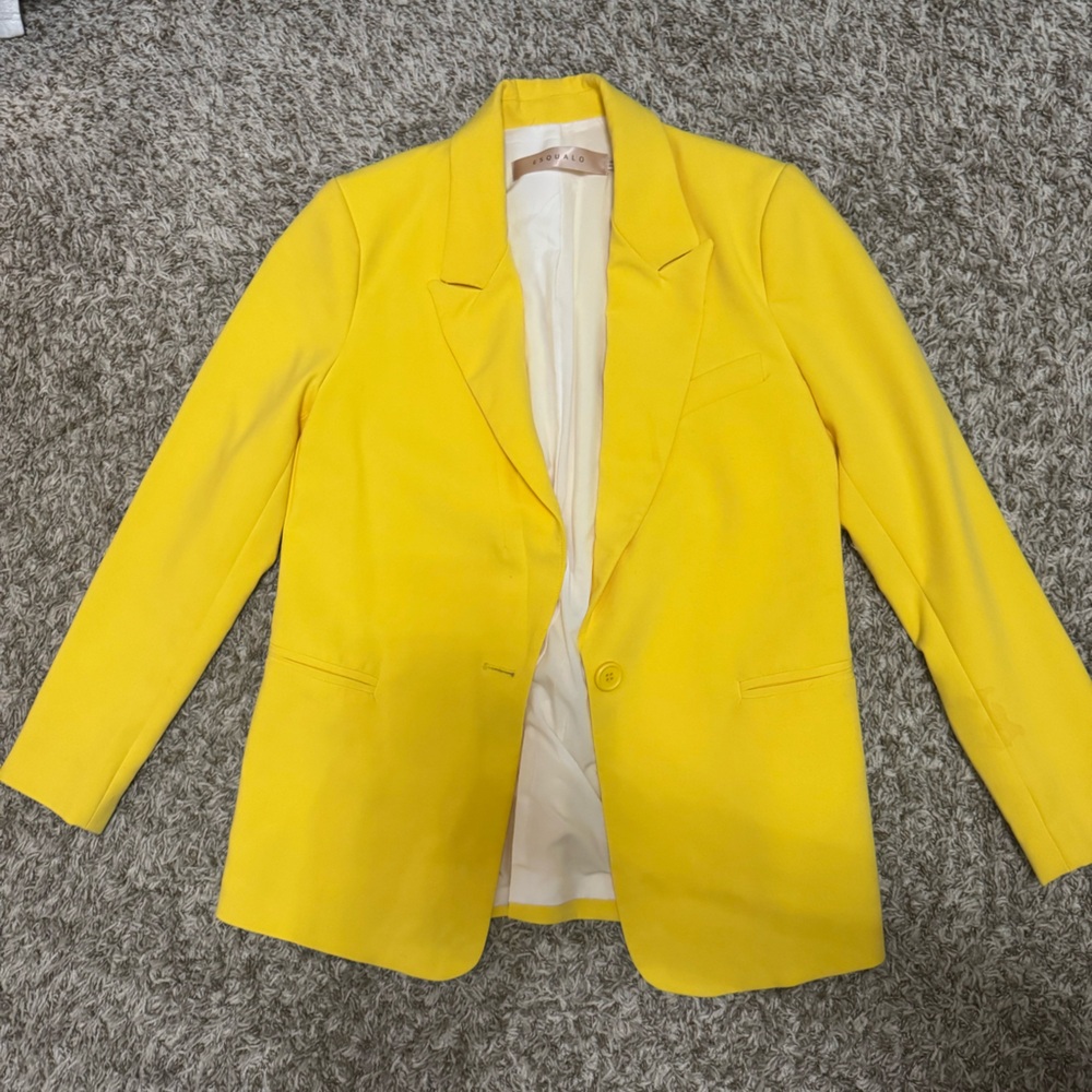 Women’s Yellow Blazer